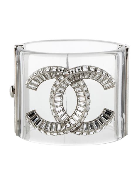 real real Chanel cuff